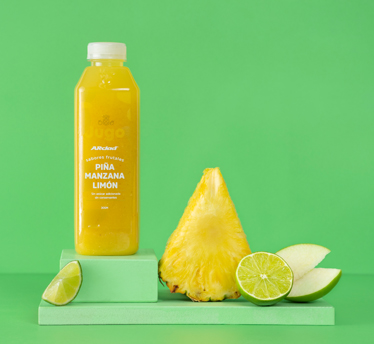 Nenhuma aparência de etiqueta, sucos naturais, marchas de frutas, legumes, cervejas. Nenhuma aparência de etiqueta, sucos naturais, marchas de frutas, legumes, cervejas.